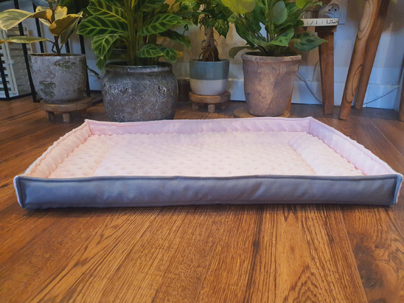 Mata do klatki dla świnek, królika 80x50 wodoodporna granatowa