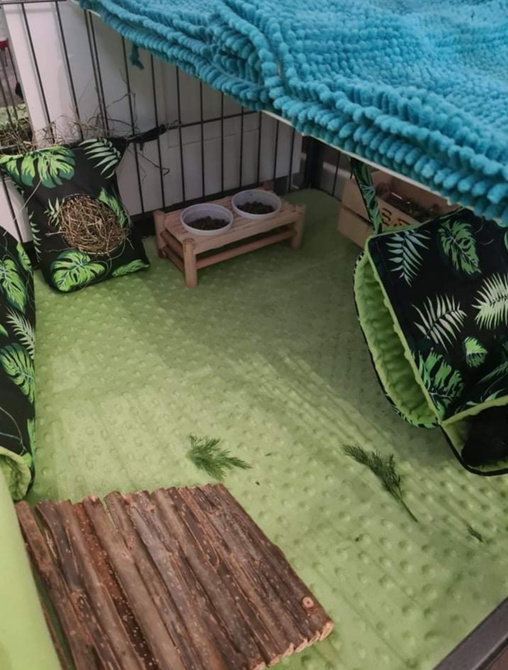 Mata do klatki dla świnki, jeża 140x70 wodoodporna jasna zielona