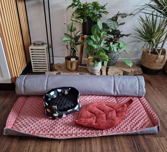 Mata do klatki dla świnki, jeża 120x60 wodoodporna jasny szary z rantami