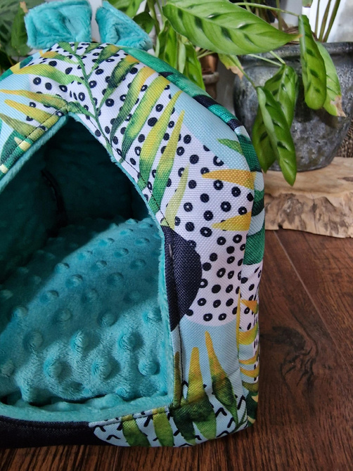 Domek z kokardką dla świnki morskiej,jeża małych gryzoni + poduszka.Wygodny